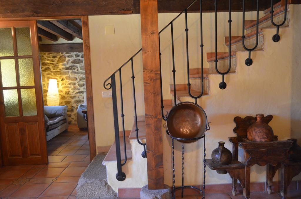Casa Rural La Casa De Piedra * Navarredonda de Gredos