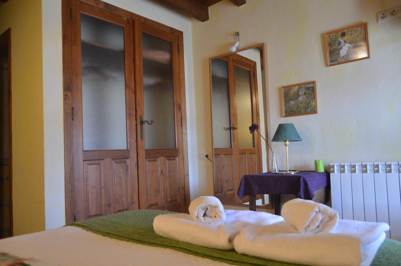Casa Rural La Casa De Piedra *