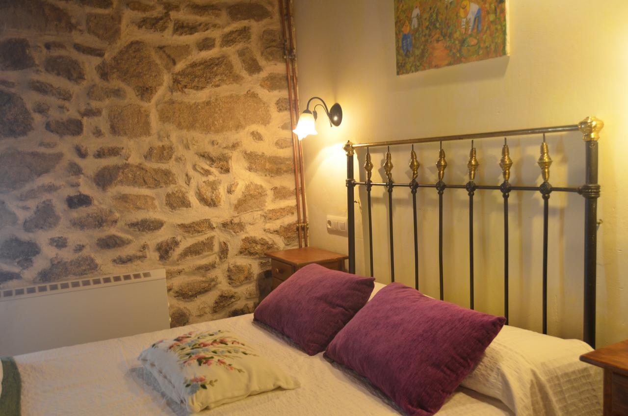 Casa Rural La Casa De Piedra Country house Navarredonda de Gredos